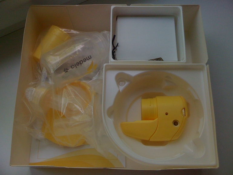 Молокоотсос Medela Mini Electric 3000 руб.