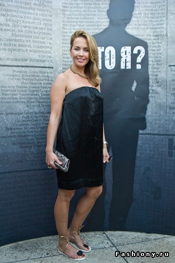 Красавица, умница и вообще приятная во всех отношениях девушка)...