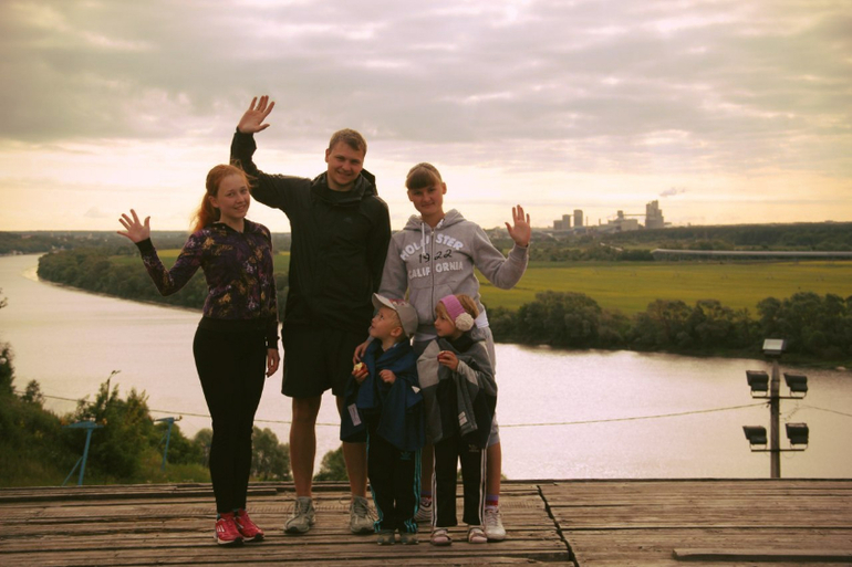 Зарядка с элементами йоги. Сурья Намаскар и Око Возрождения