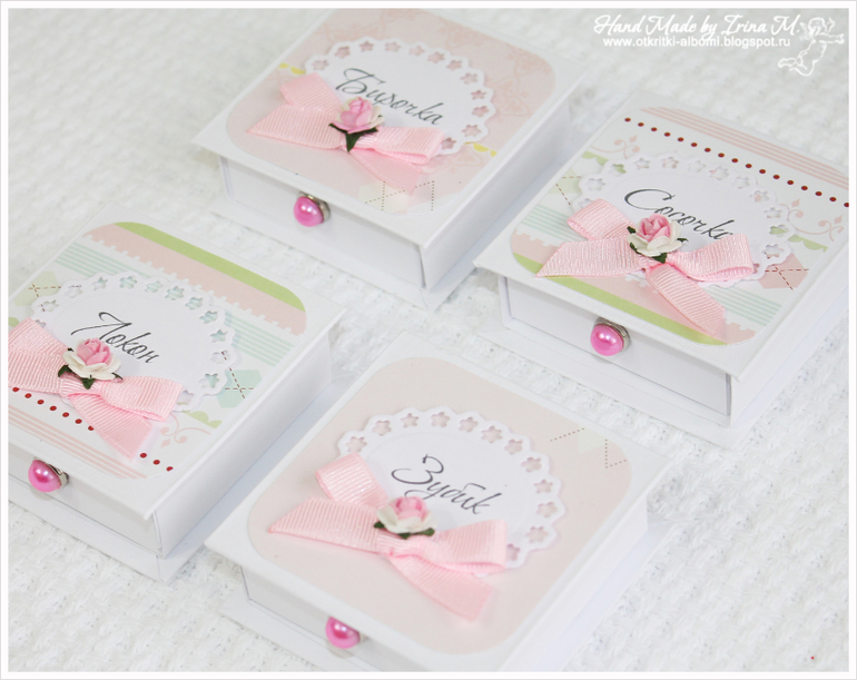Коробочка воспоминаний мамы и малышки Софьи.