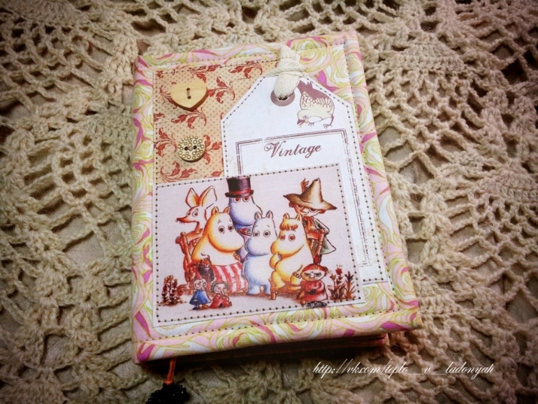 Скидываю блокнотики и обложки для паспорта с ярмарки