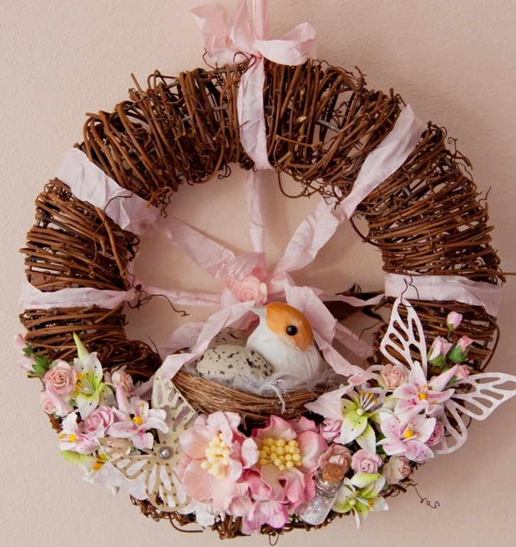 Венки декоративные, на весеннюю тематику)