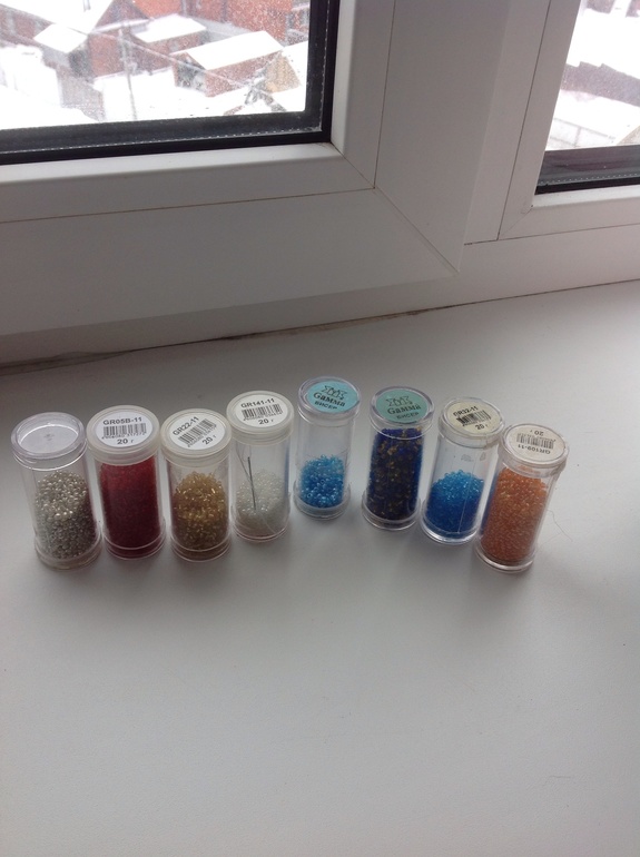 Отдам бисер