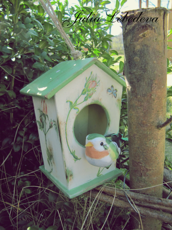 Ко мне прилетели экзотические птички :)