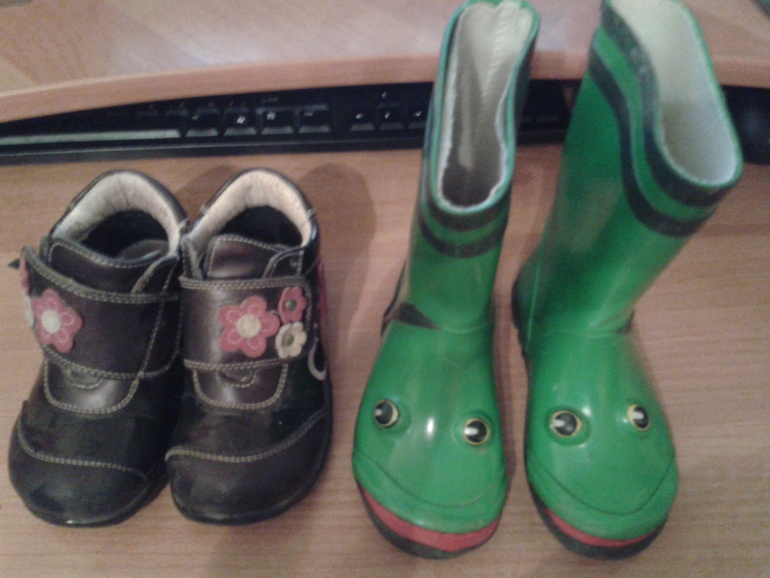 Обувь пакетом от 22 до 25 размера