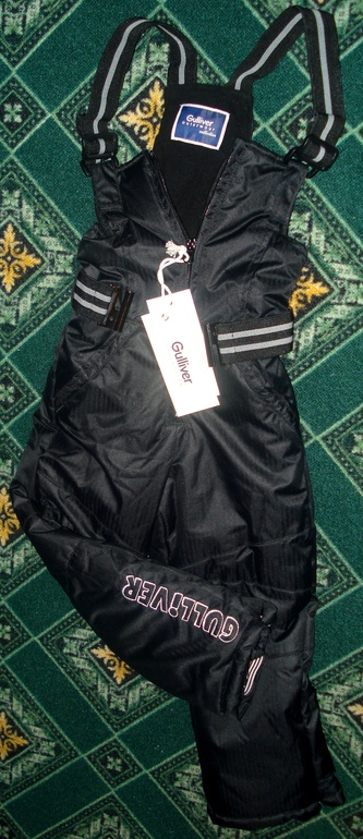 Полукомбинезон  Гу****вер.Размер 104.Новый.