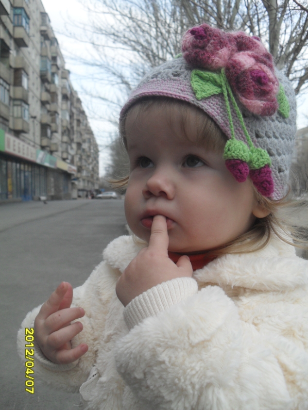 Мои вязаные вещи на прогулках!!!!!!