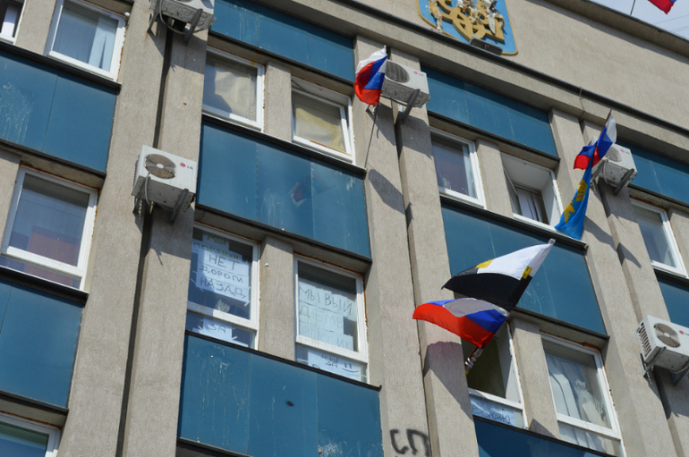 Луганск 9.04.2014г.Очень много фото!