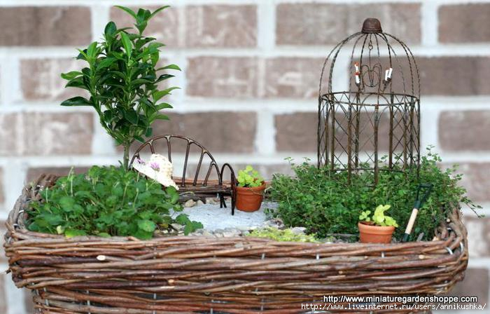 САД в МИНИАТЮРЕ /интерьерное/