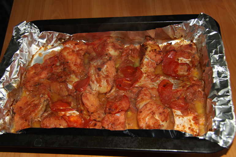 Треска в духовке.