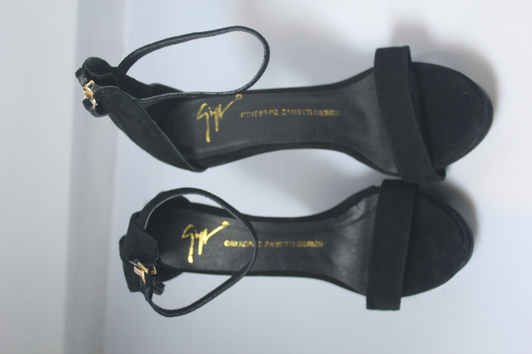 Фото посредника