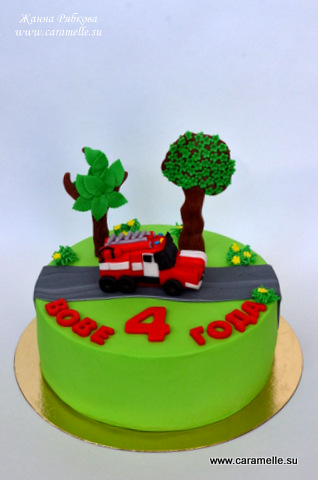 Торт с пожарной машиной...