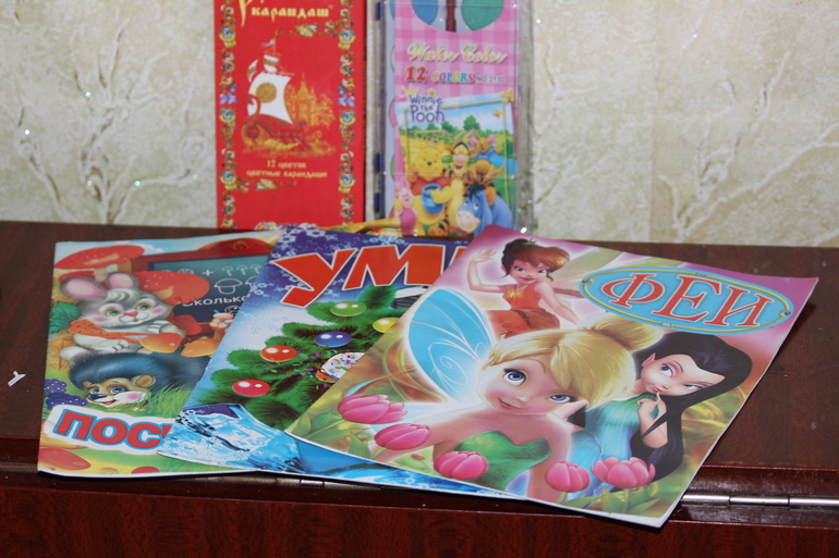 Подарочек на 8 марта)))