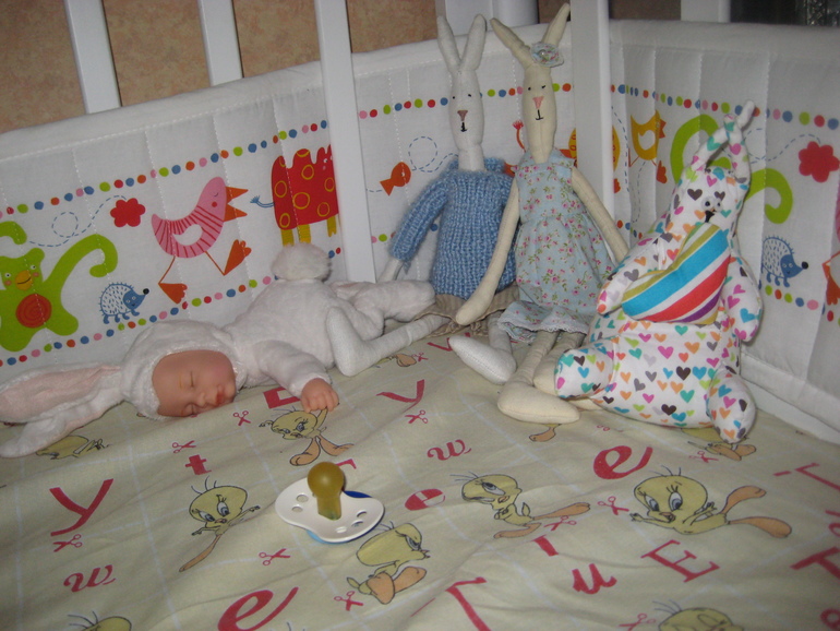 Home, Sweet Home. 17 марта. Четыре