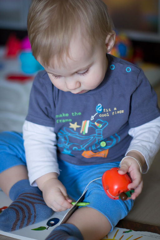 Очень голодная гусеница