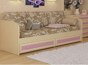 ПОкрывало и подушки на детскую кровать