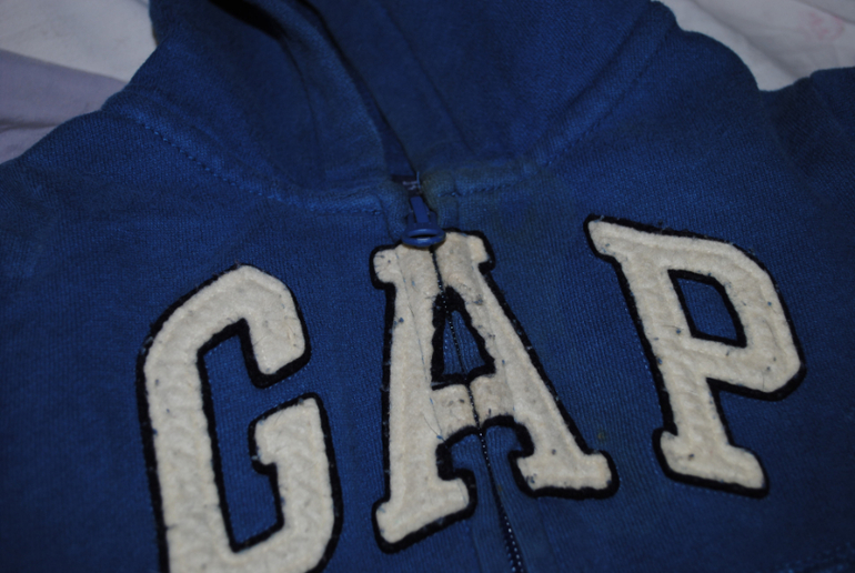 Кофты и и джинсы от 18-24 ,до роста 104