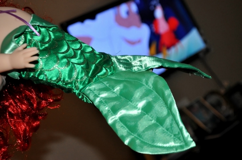 А Русалочка круче))))))))))))))