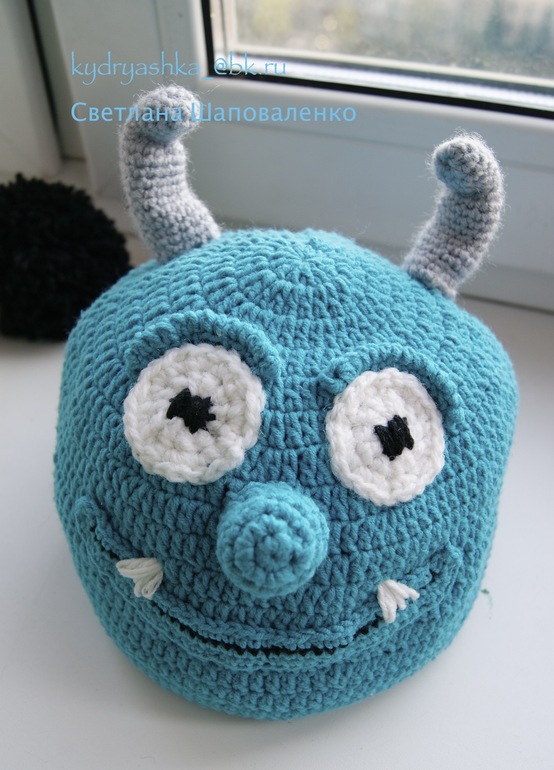 Шапка монстрик