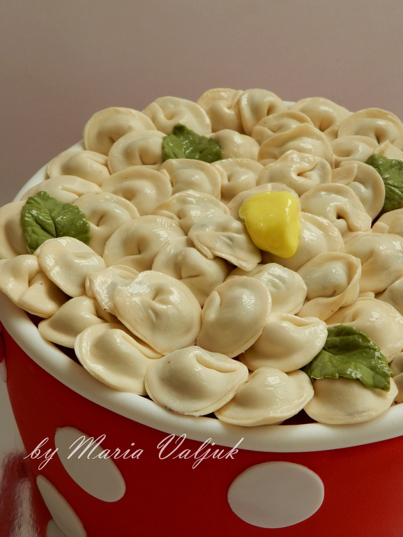 Кастрюля с пельмешками)