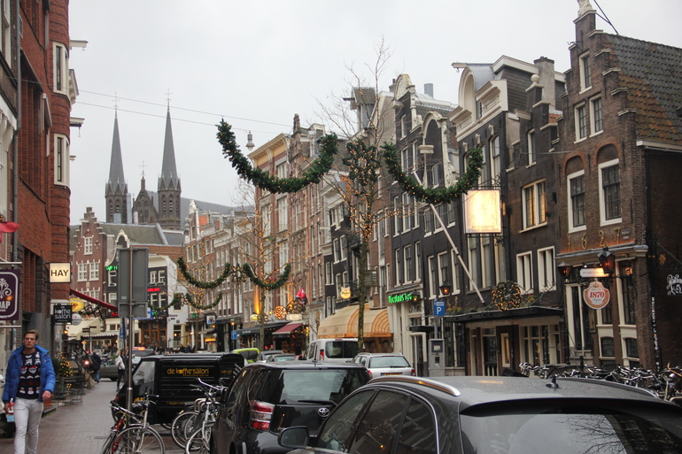 Амстердам как наваждение, как неразделенная любовь.