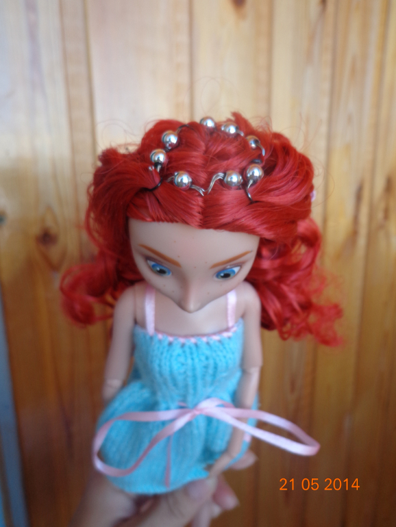 Кукольная одежда и корона))))