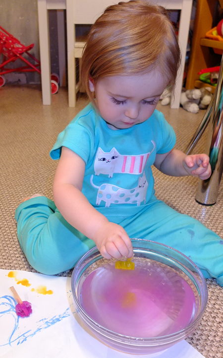 Художка-онлайн: занятие 5. Рисование кубиками льда.