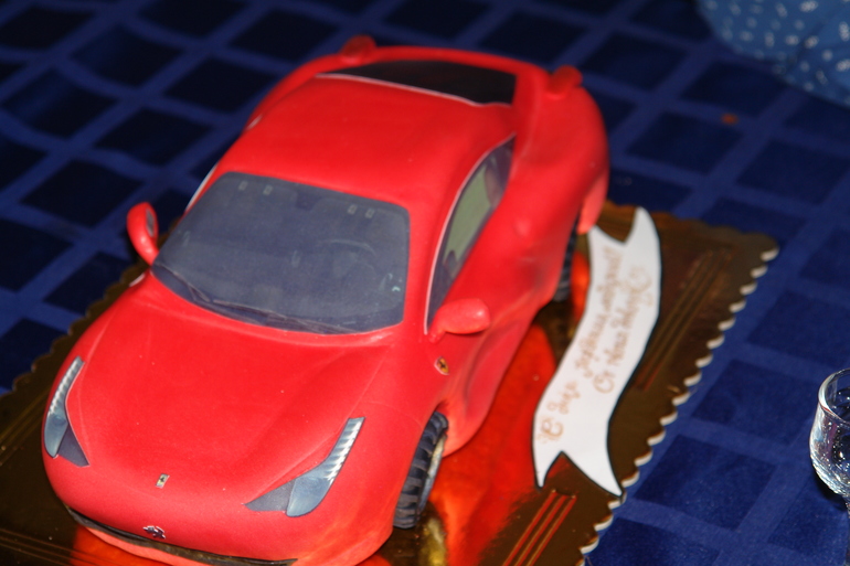 А вот наша Ferrari 458 Italia