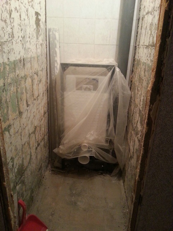 Мы закончили ремонт в ванной и туалете!