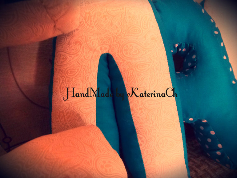 Интерьерные буквы-подушки "СЛАВА"