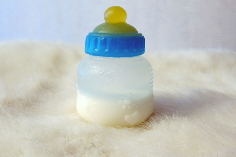 С новорожденным!