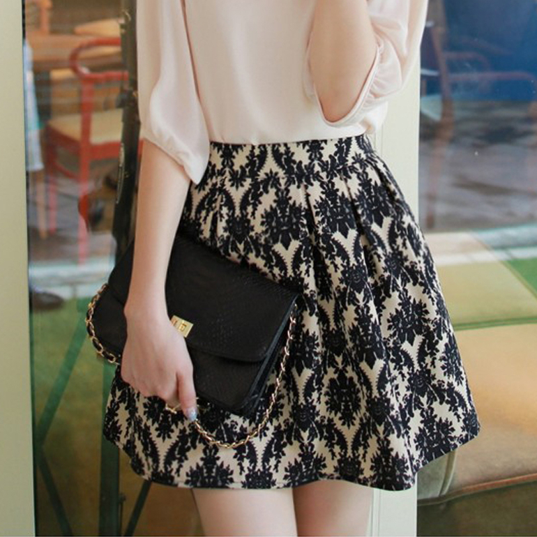 Эксклюзивная одежда в наличии и под заказ.