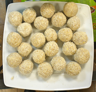 Каша...или сладкие шарики?