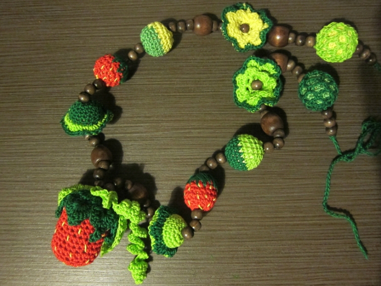 мои третьи слингобусы - земляничные