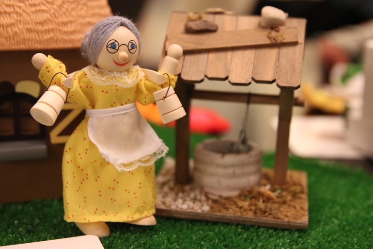 колобок , колобок....