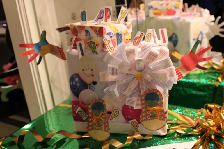 новый год к нам мчится...