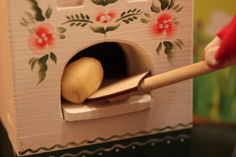 колобок , колобок....