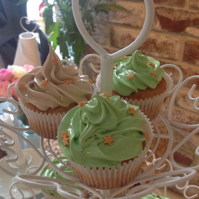 Вторые в жизни капкейки и много вопросов :)