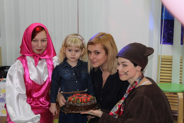 дЕвочке ТРИ годика!!!!