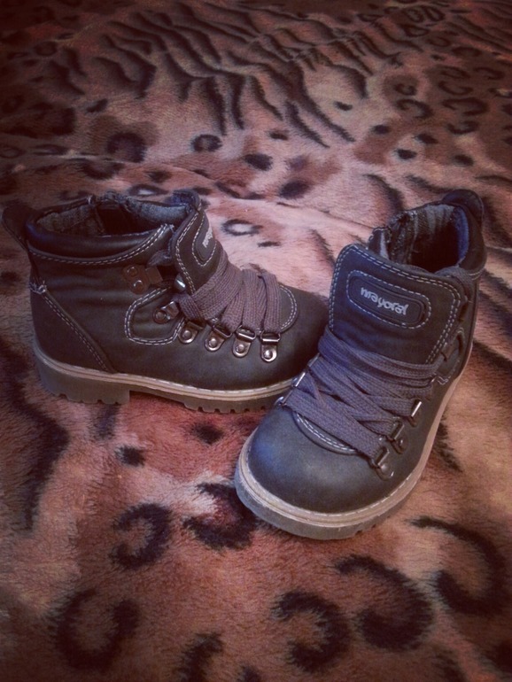 куплю ботинки деми для мальчика..