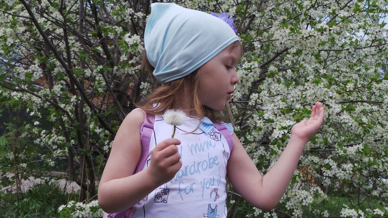 по дороге из школы домой