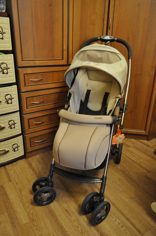 combi urban walker 8500 плюс фирменный дождевик