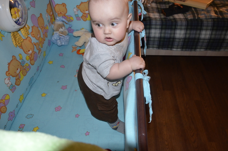 Без двух дней нам семь и мы встали))))