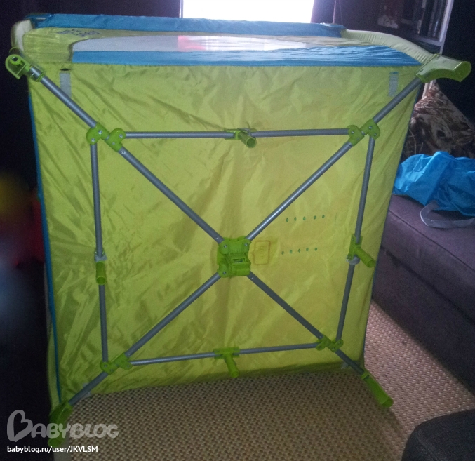 Продаю манеж