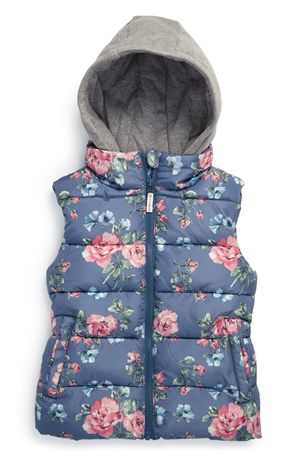 Куплю жилетку,ветровку,шапочку тоненькую для девочки 2-3 г на рост 98 см