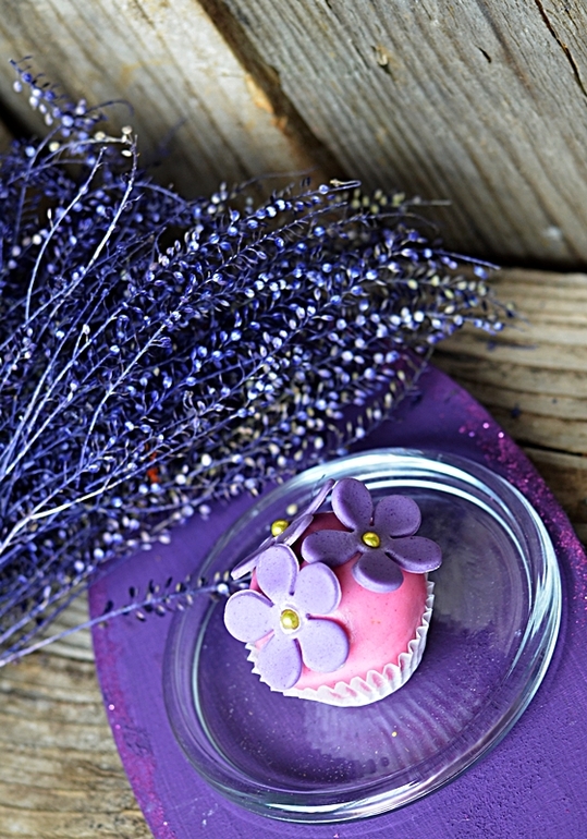 Капкейки и кейкпопсы.