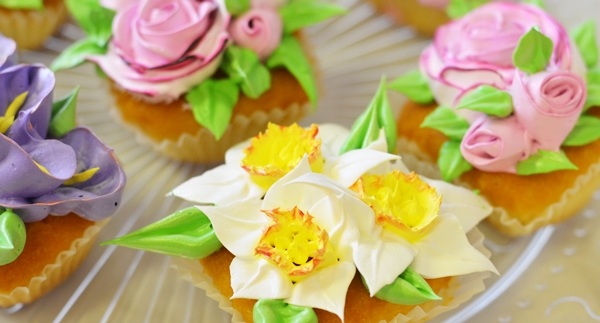 Фотоотчет с курсов по кремовому декору:)