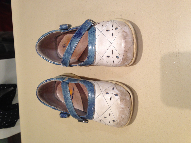 Обновление 2-х пар старой детской обуви