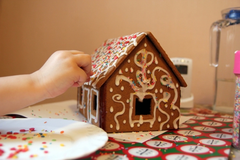 Пряничный имбирный домик