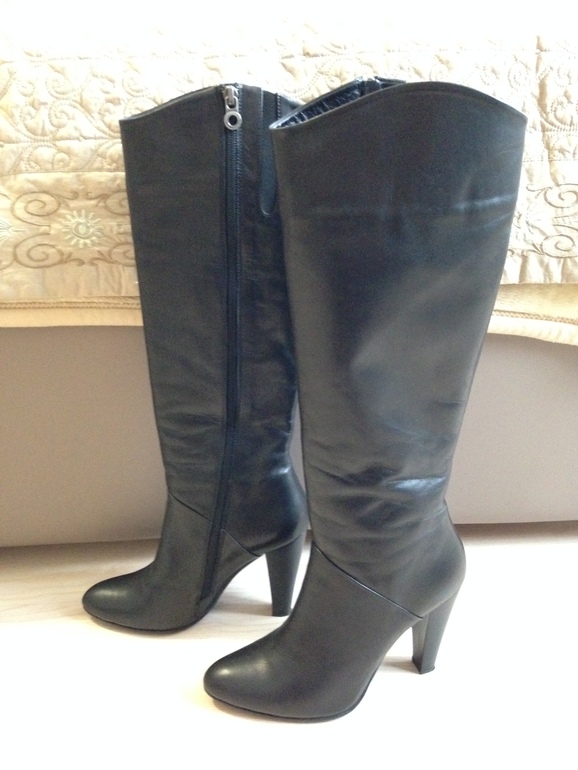 Сапоги демисезонные фирмы Romanelli 38 размер